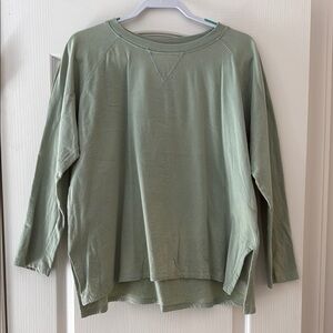 Green Long Sleeve Top